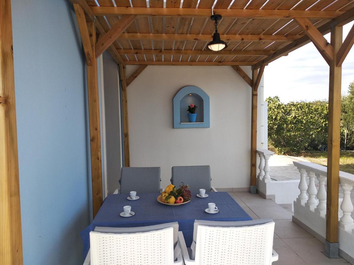 Rita Mare Seafront Villas Heated Pools Gennadi Eksteriør billede
