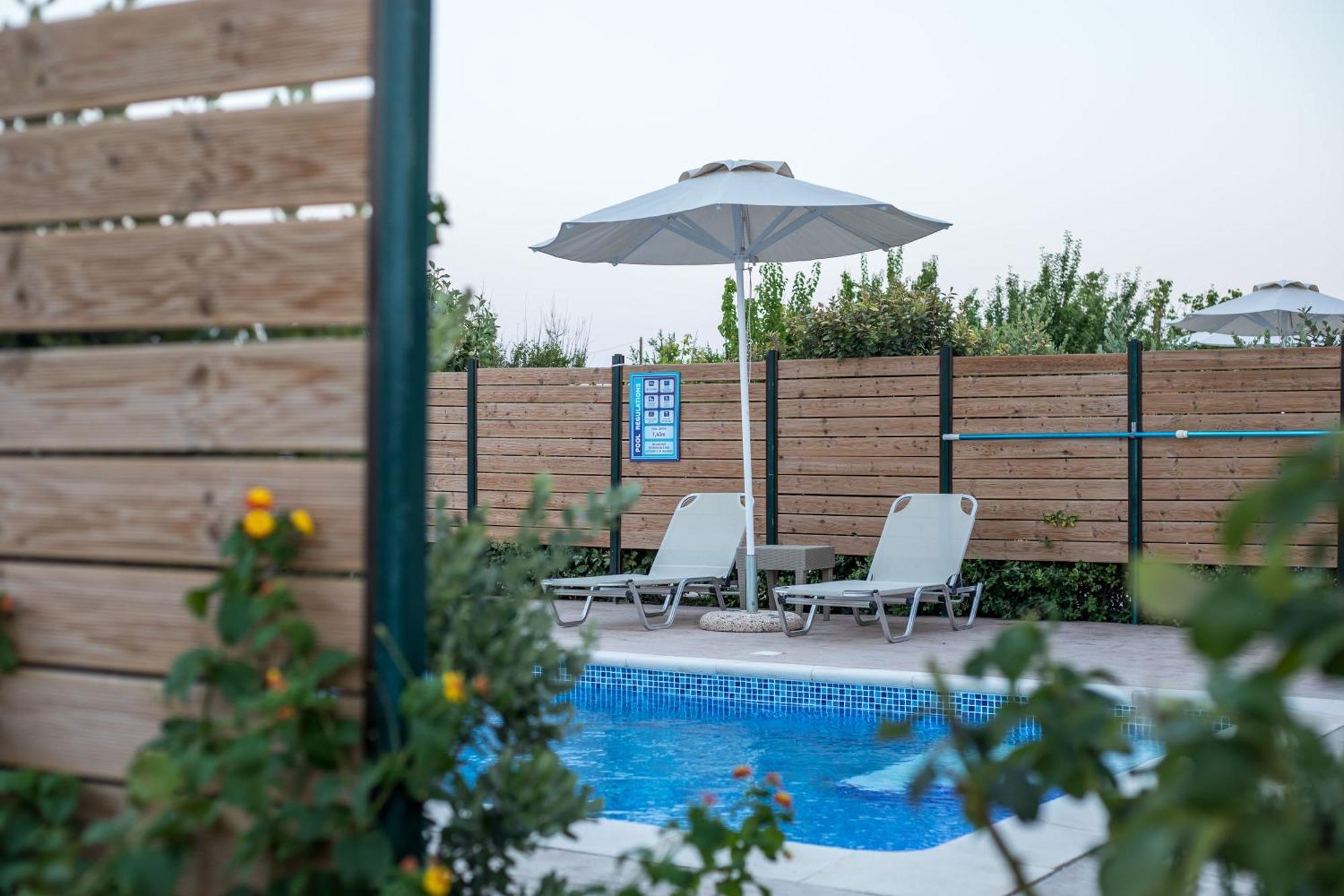 Rita Mare Seafront Villas Heated Pools Gennadi Eksteriør billede