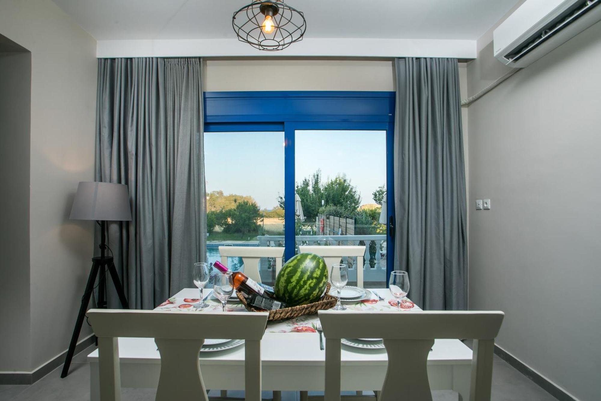 Rita Mare Seafront Villas Heated Pools Gennadi Eksteriør billede