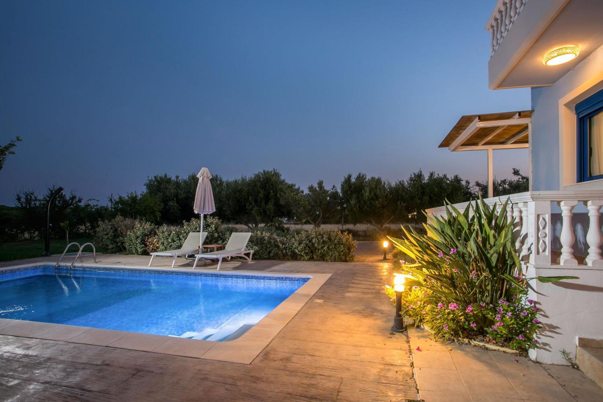 Rita Mare Seafront Villas Heated Pools Gennadi Eksteriør billede