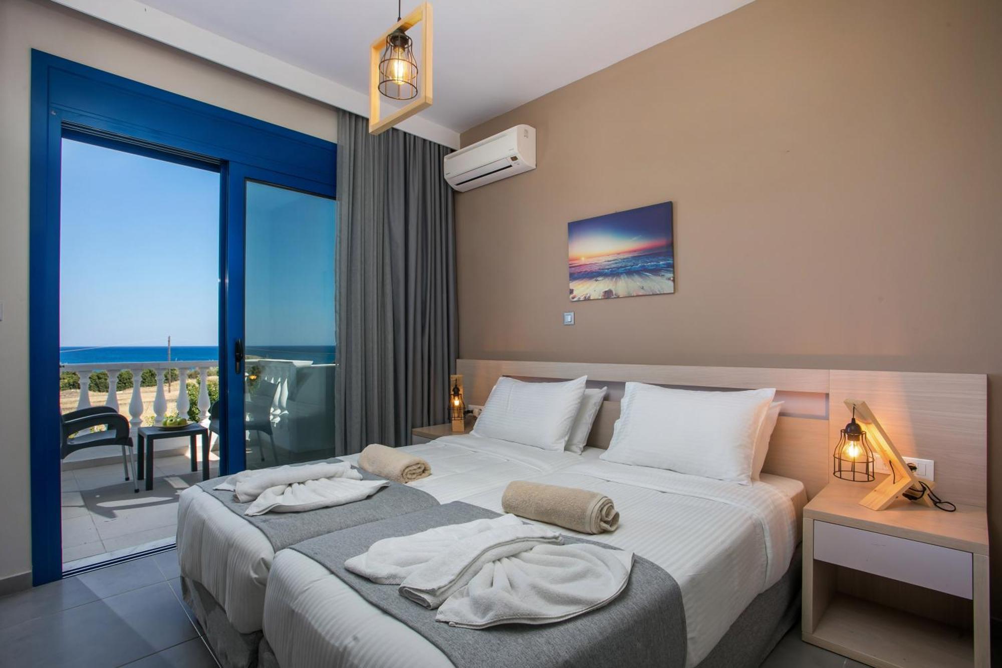 Rita Mare Seafront Villas Heated Pools Gennadi Eksteriør billede