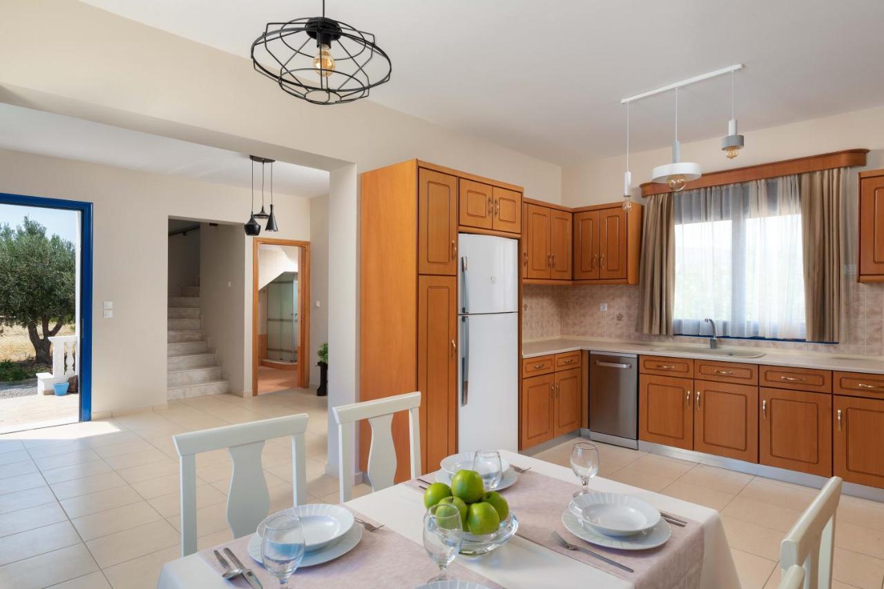 Rita Mare Seafront Villas Heated Pools Gennadi Eksteriør billede